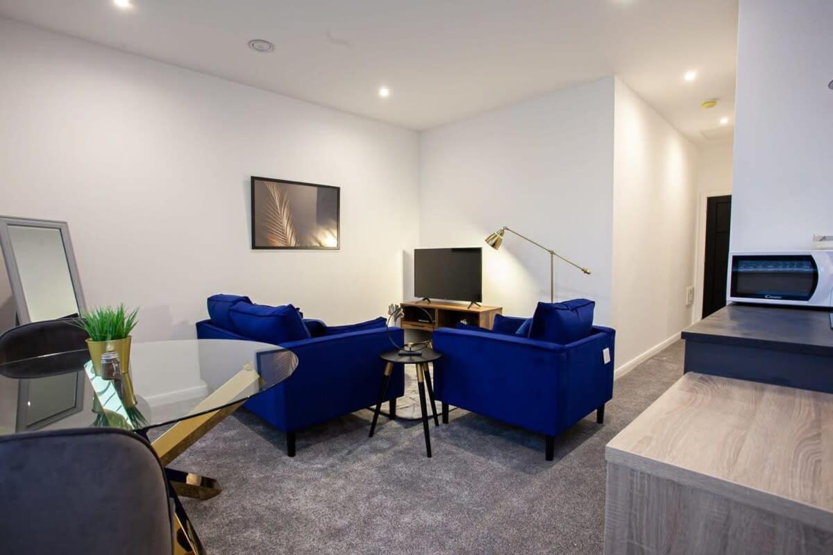 Lovely Open Plan 1 Bedroom Apartment In بولتون المظهر الخارجي الصورة